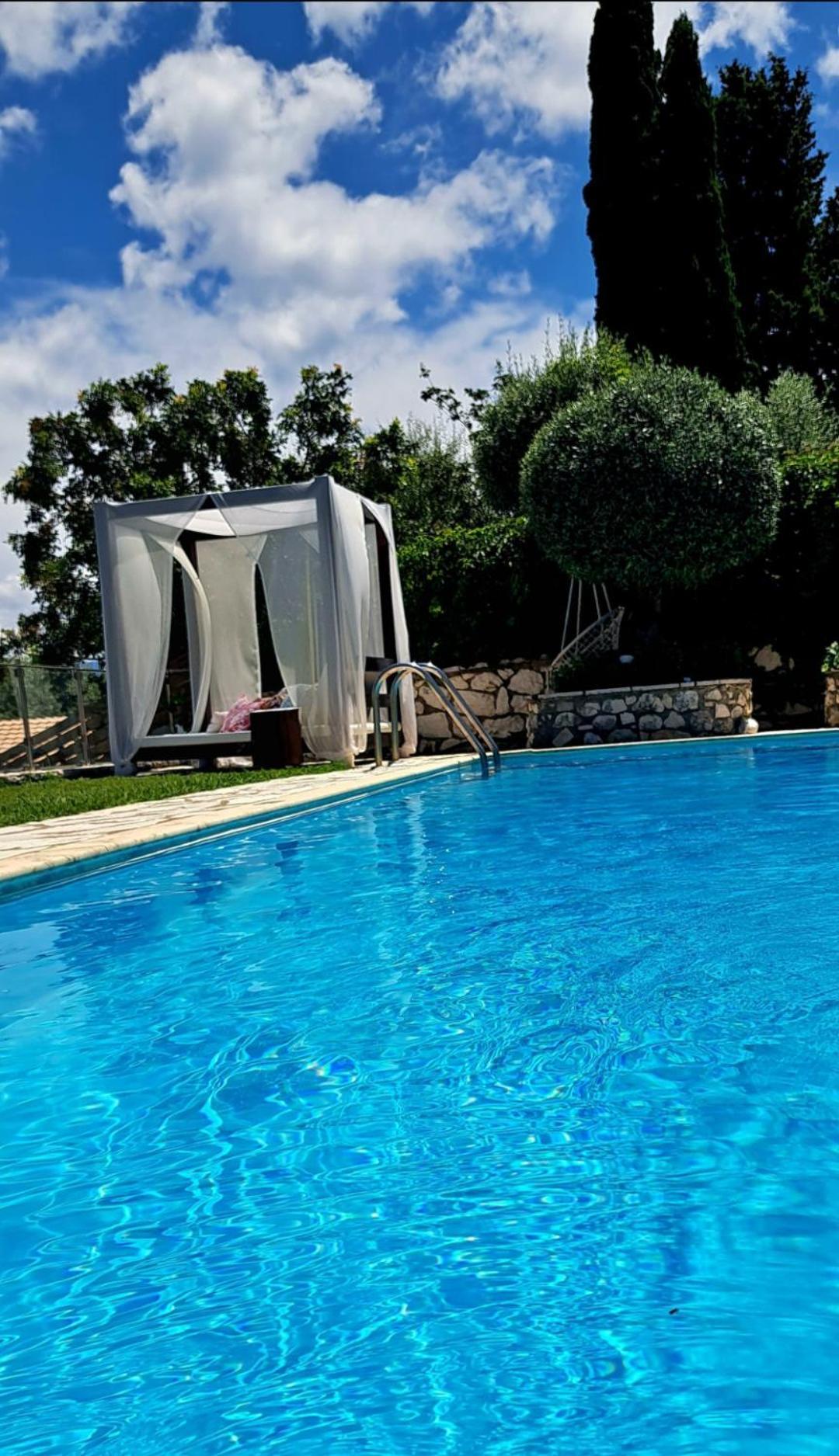 Luxury Villa Athina Nikiána Eksteriør bilde