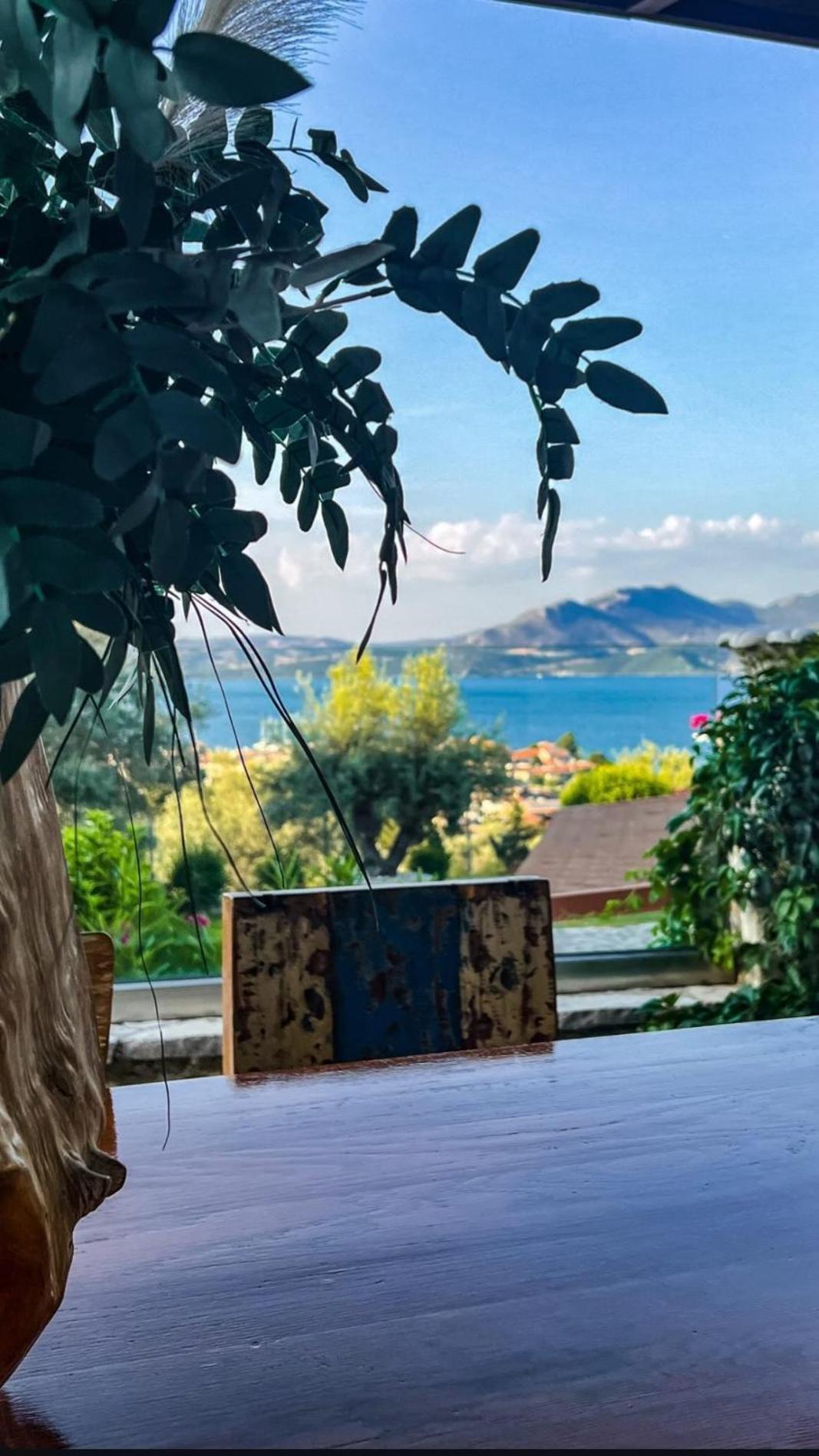 Luxury Villa Athina Nikiána Eksteriør bilde